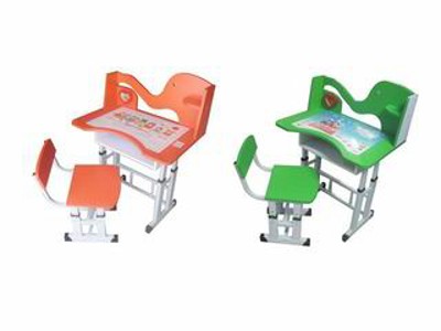 CHILDREN DESK .BOX,