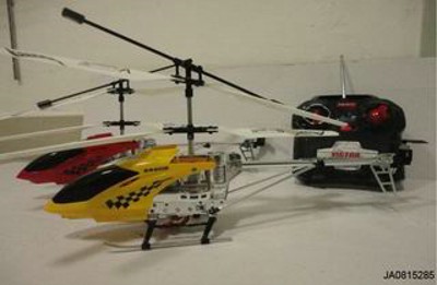 3.5 CHANNEL R/C PLANE W/LIGHT AND GYRO,