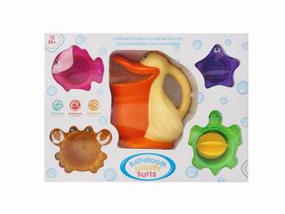 STACKING CUPS AND KETTLE,