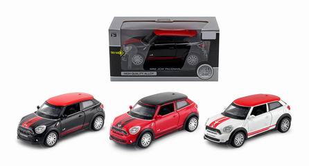 1:32 DIE CAST CAR,